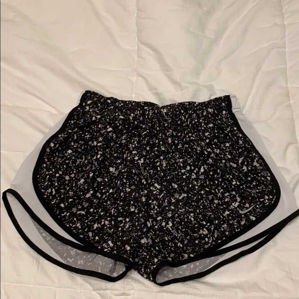 NIKE Running Shorts Speckled
